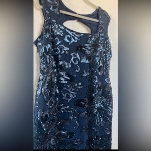 Marina sequin party dress in navy. Size 16 NWOT!